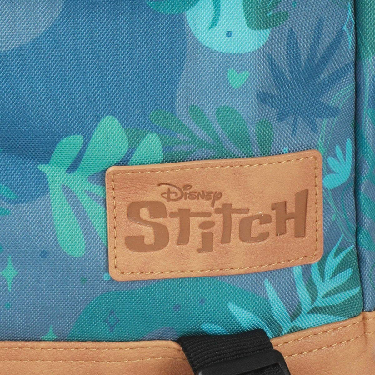 Bioworld Merchandising Backpack Disney Stitch Tropical Print 17.5" Hooded Backpack BPA7XRWDSCPP00