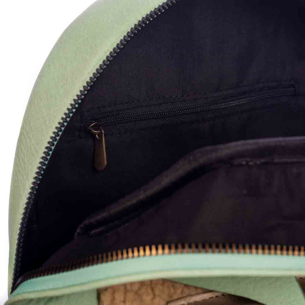 Bioworld Star Wars The Mandalorian Grogu Mini Backpack