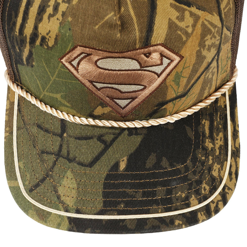 Bioworld Merchandising Superman Embroidered Logo Adult Camouflage Retro Trucker Hat SBM7BENSPMPP00