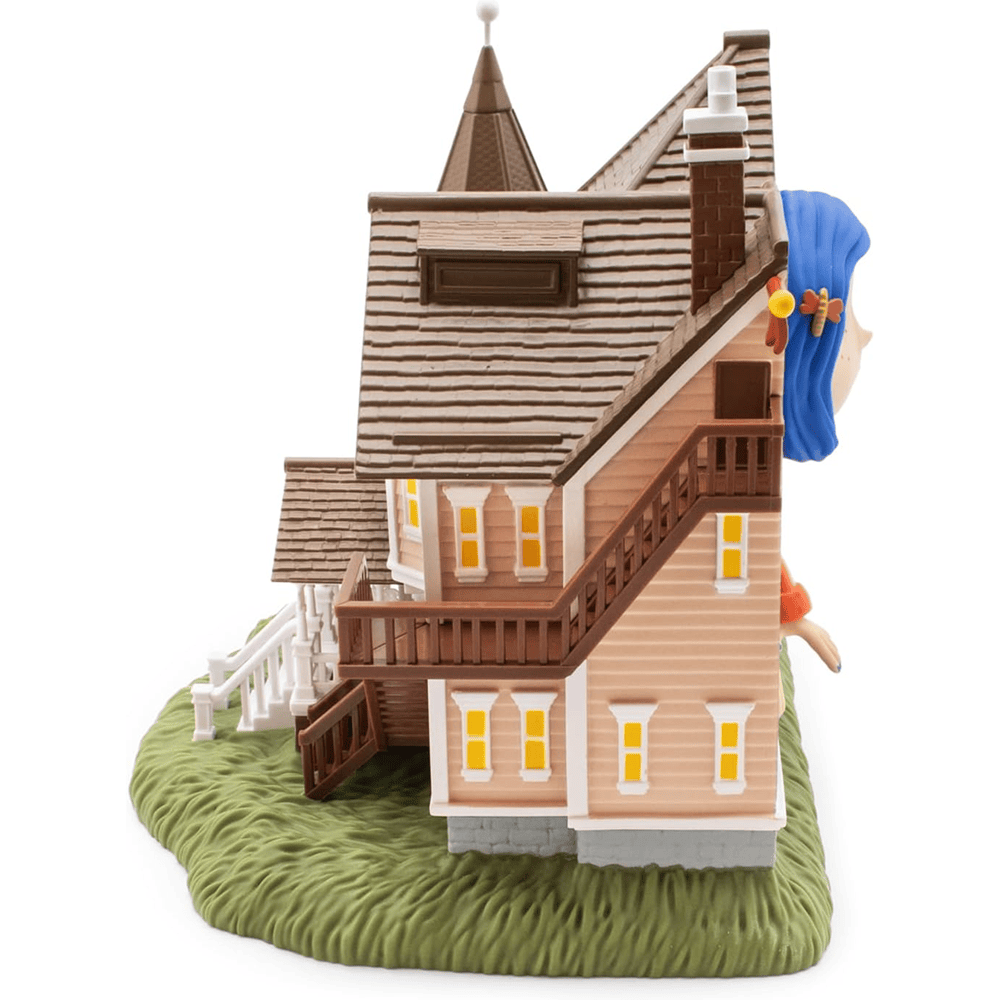 CultureFly Vinyl Statue CultureFly Coraline Pink Palace Apartments 9-Inch Deluxe Vinyl Figure CORS005A