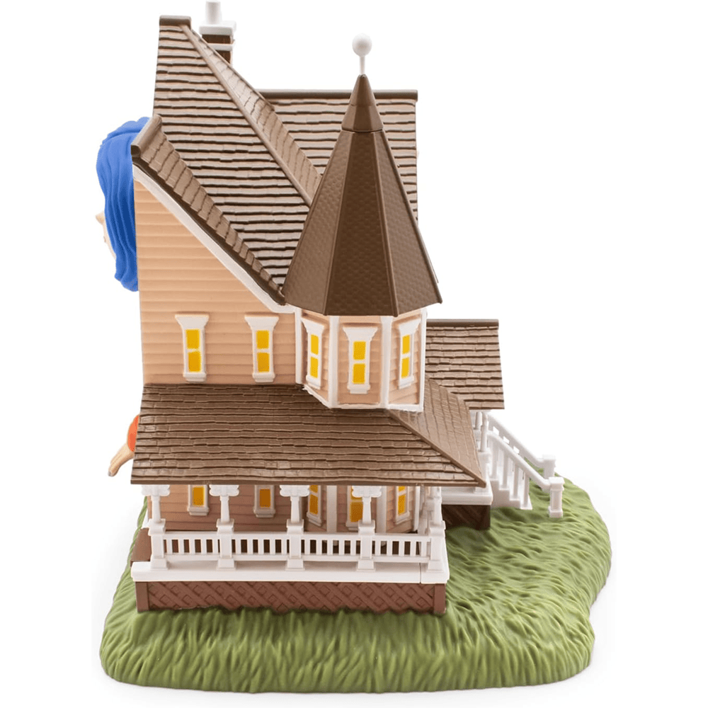 CultureFly Vinyl Statue CultureFly Coraline Pink Palace Apartments 9-Inch Deluxe Vinyl Figure CORS005A